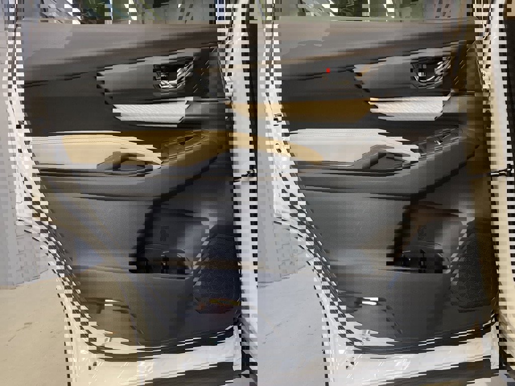 Used 2019 Subaru Ascent Premium w/ Popular Package #3 image 27