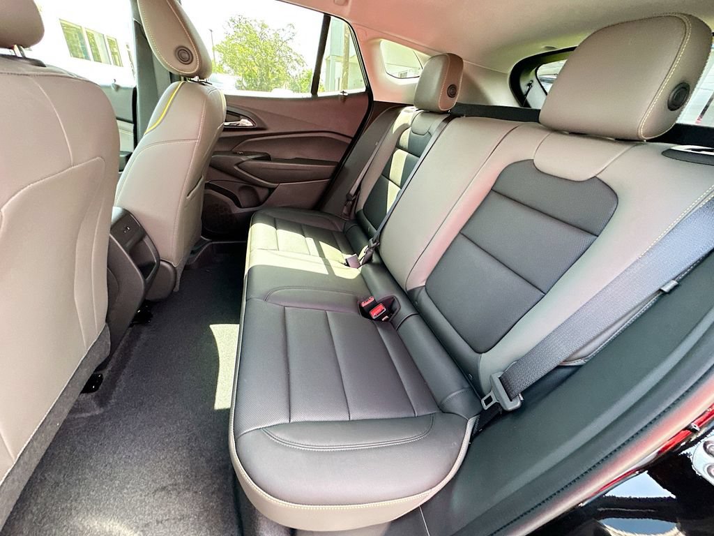 Certified 2026 Chevrolet Trax ACTIV w/ Sunroof Package FWD image 24