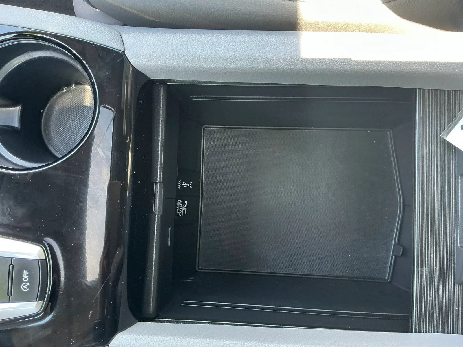 Used 2016 Honda Pilot Touring image 27
