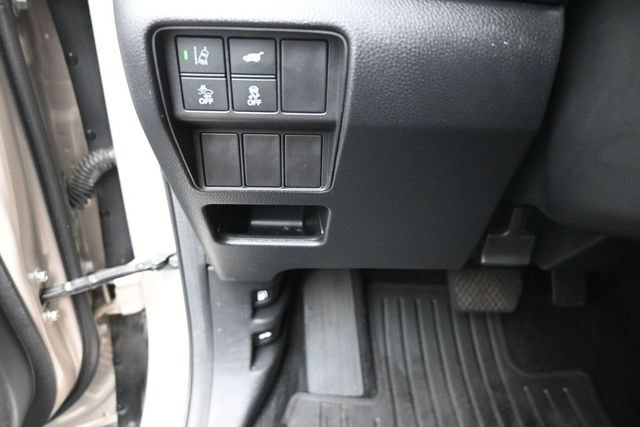Used 2019 Honda CR-V Touring image 16