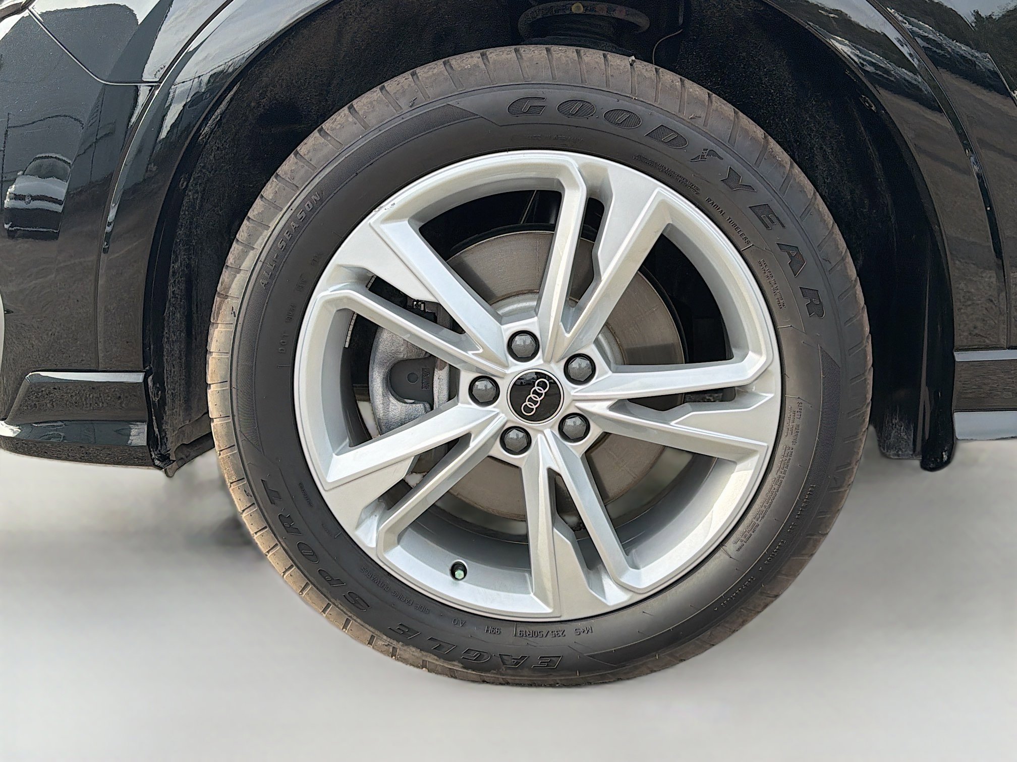 Certified 2024 Audi Q3 2.0T Premium Plus image 43