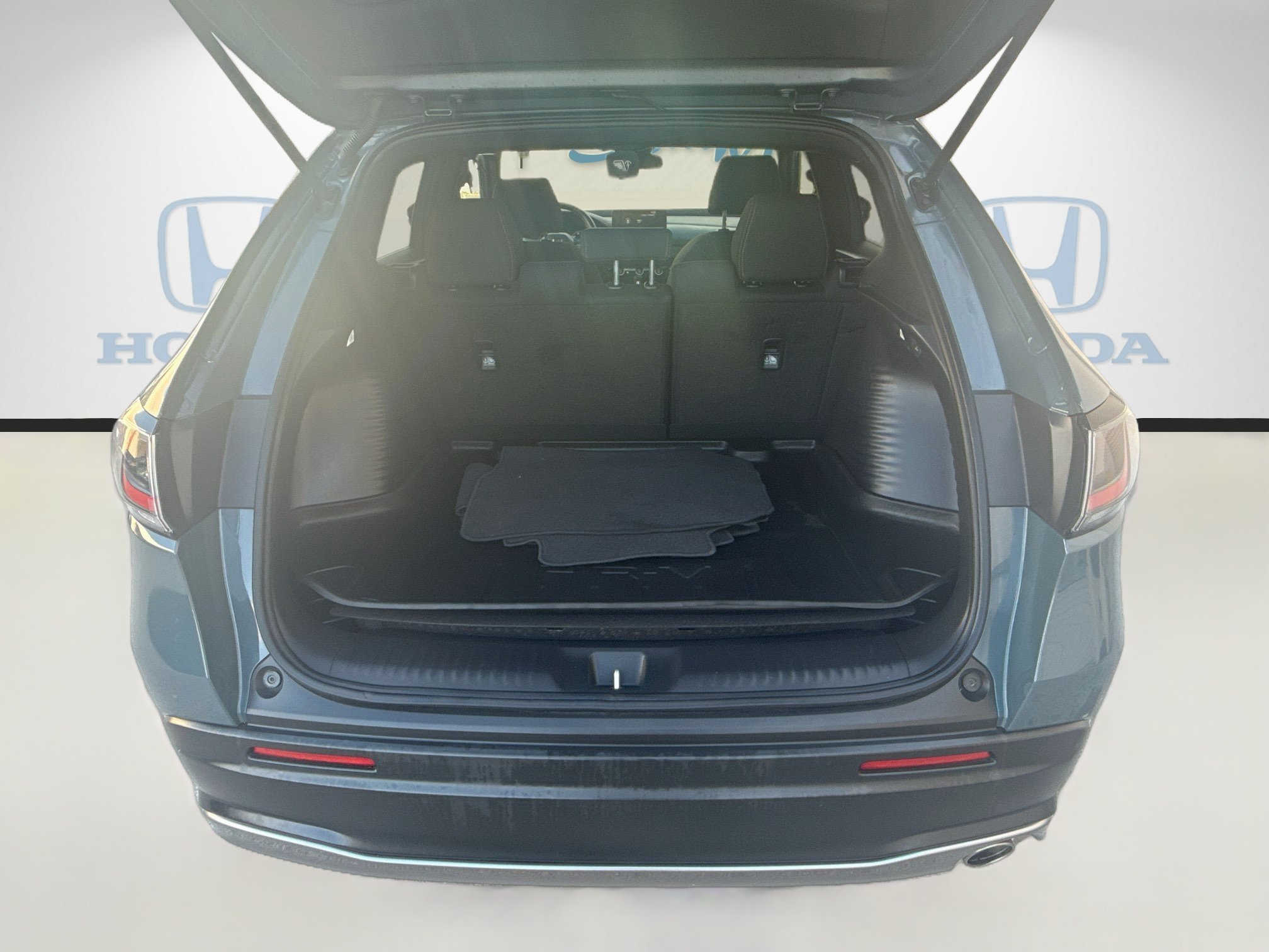 Used 2024 Honda HR-V Sport image 25
