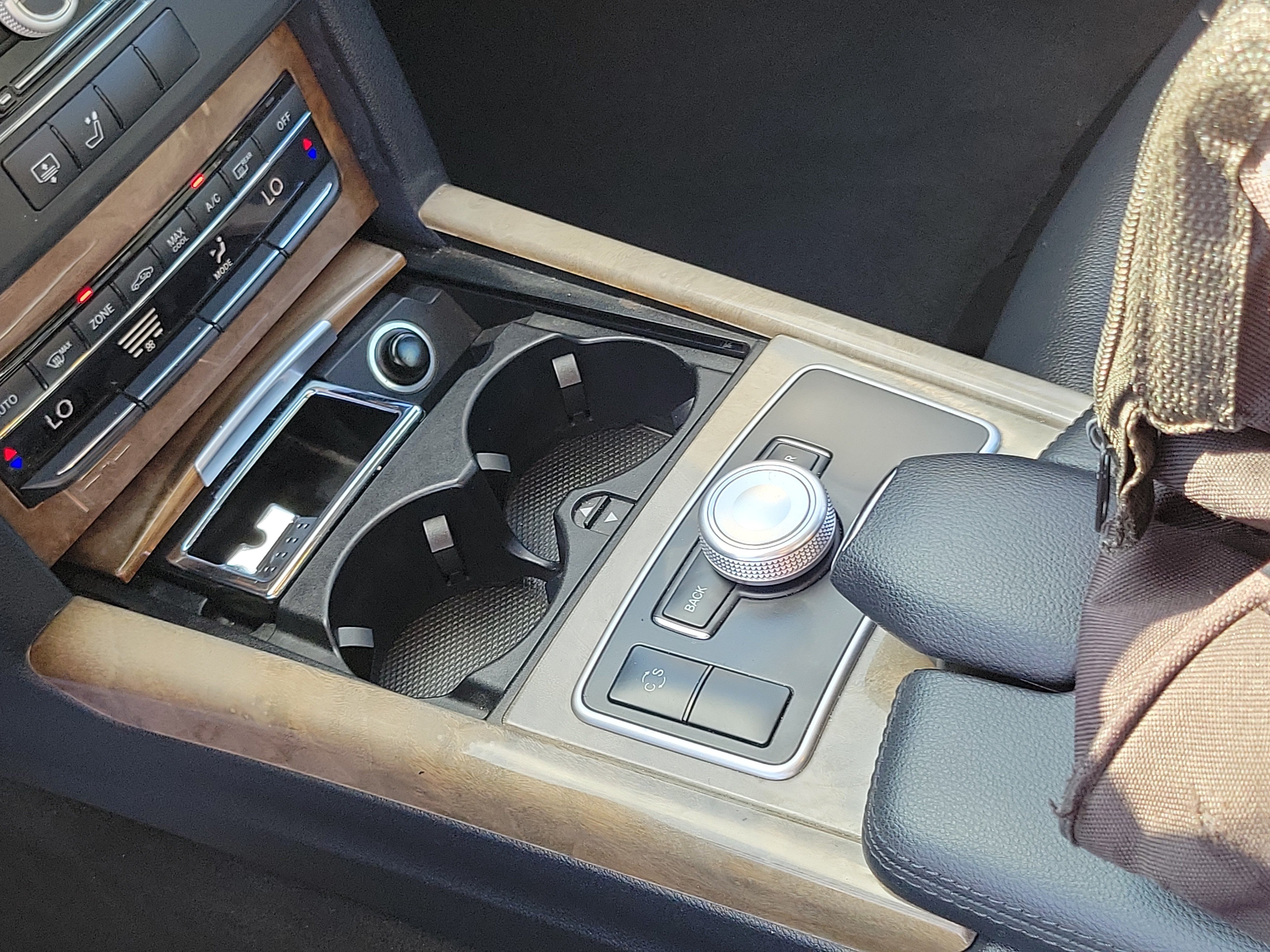 Used 2010 Mercedes-Benz E 350 Sedan image 17