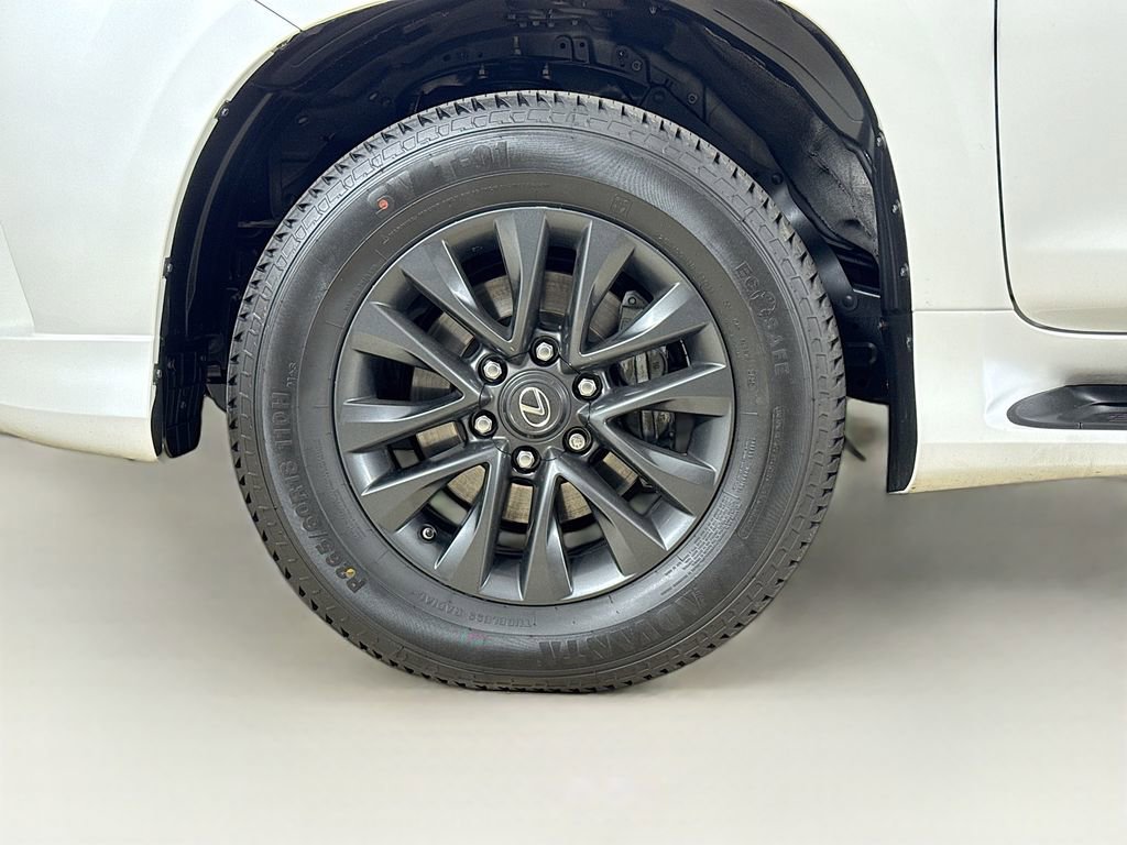 Used 2021 Lexus GX 460 Premium image 23