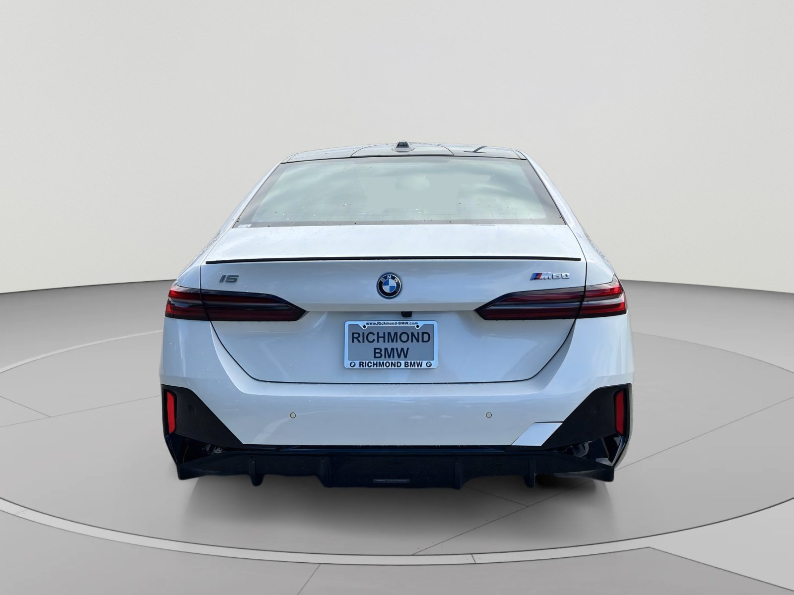 Certified 2024 BMW i5 M60 w/ Executive Package AWD/4WD image 4