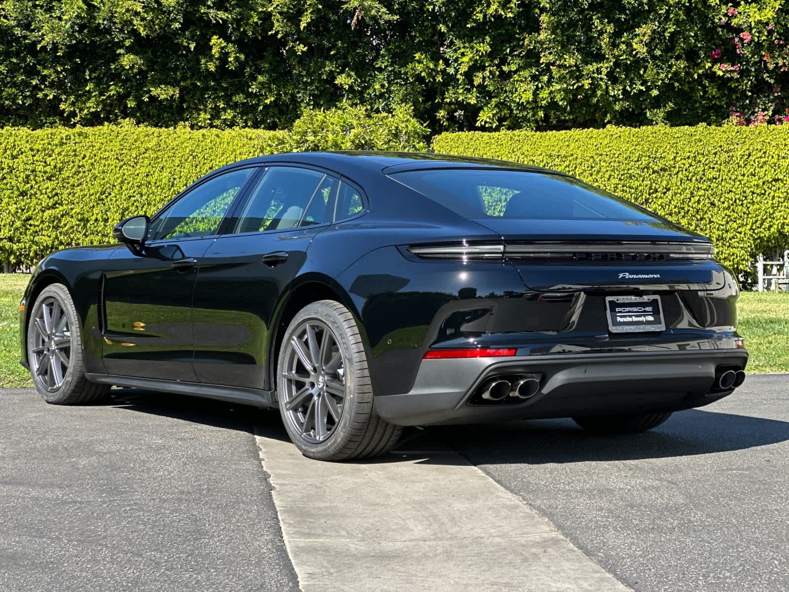 New 2026 Porsche Panamera RWD image 3