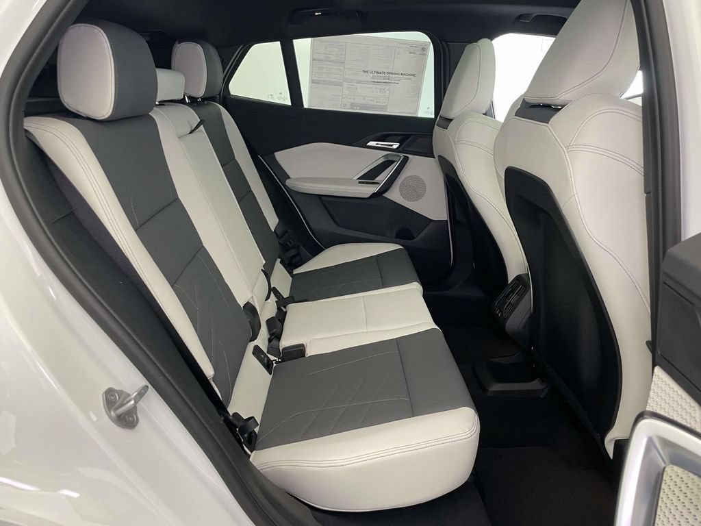 New 2026 BMW X2 xDrive28i w/ Technology Package AWD/4WD image 19
