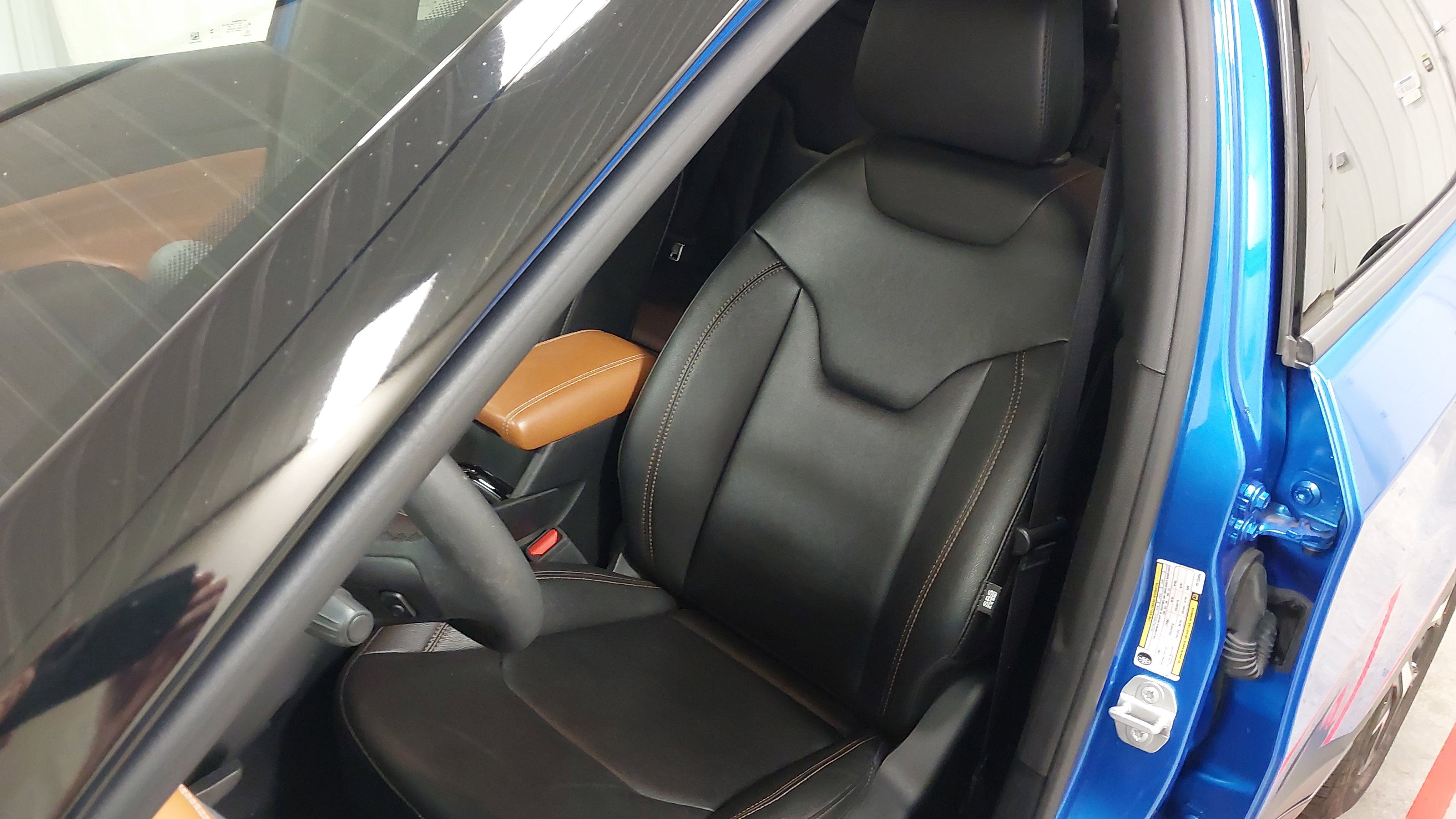 Used 2024 Jeep Compass Limited image 22