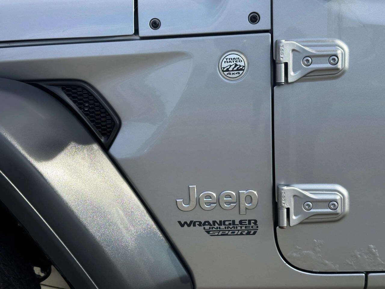Used 2018 Jeep Wrangler Unlimited Sport AWD/4WD image 40