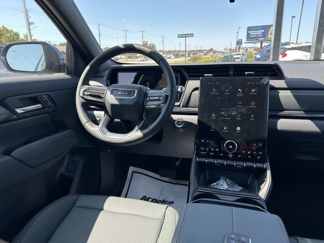 New 2026 GMC Terrain AT4 w/ Convenience Package III image 13