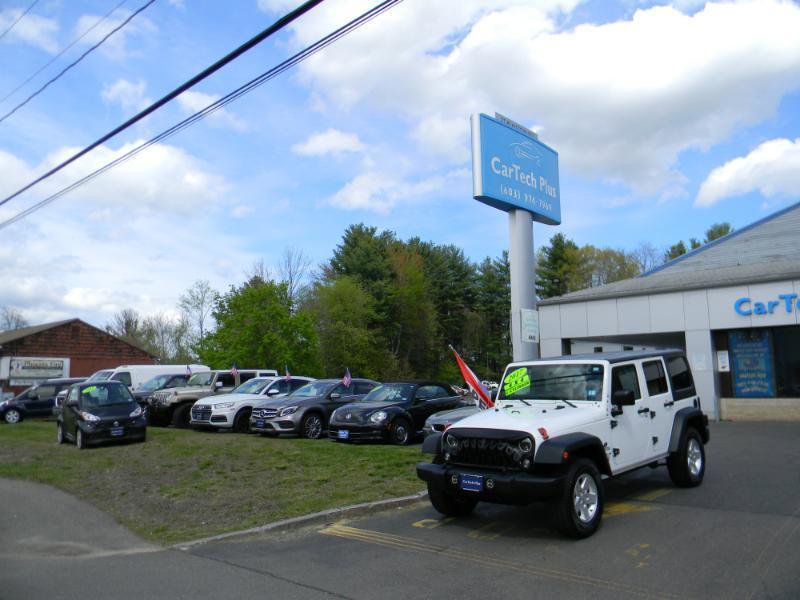Used 2017 Jeep Wrangler Unlimited Sport w/ Quick Order Package 24S image 10