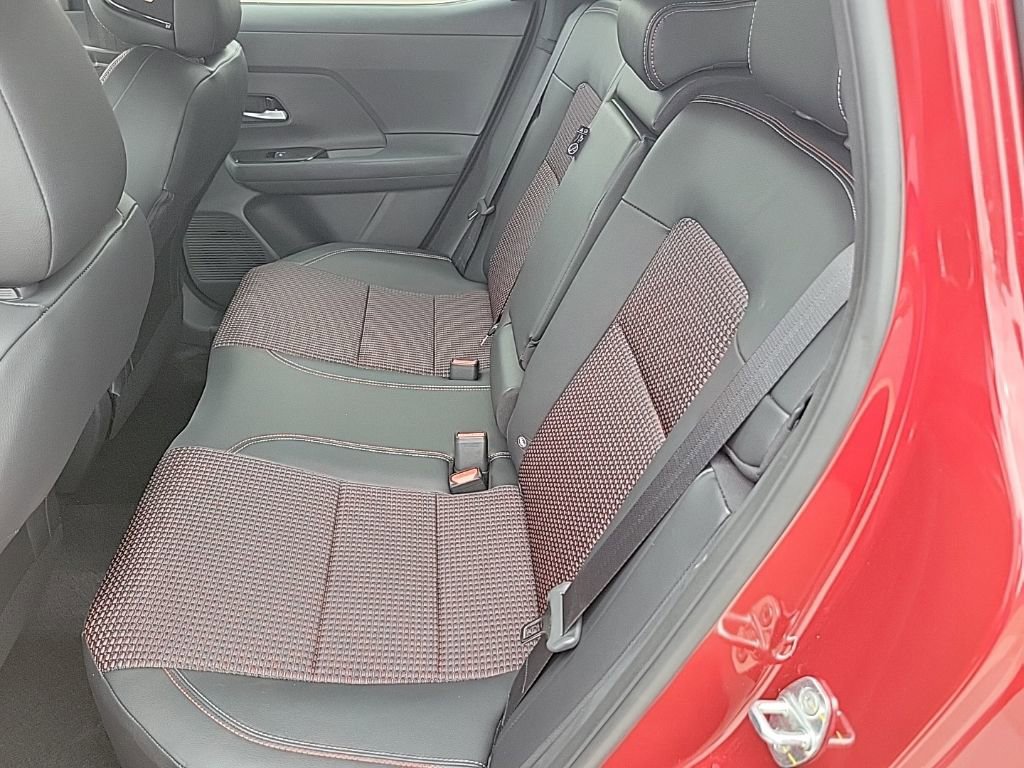 New 2026 Nissan Kicks SR w/ SR Premium Package image 34