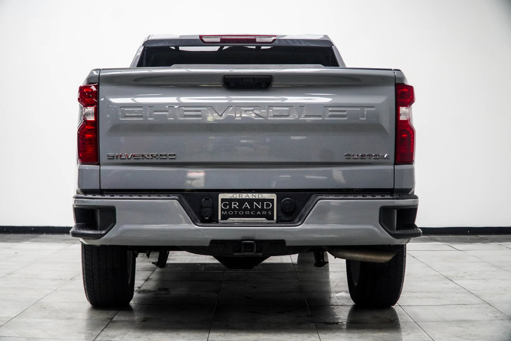 Used 2025 Chevrolet Silverado 1500 Custom RWD image 14