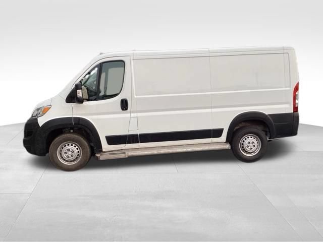 Used 2025 RAM ProMaster 2500 w/ U-Haul Equipment Group FWD image 1