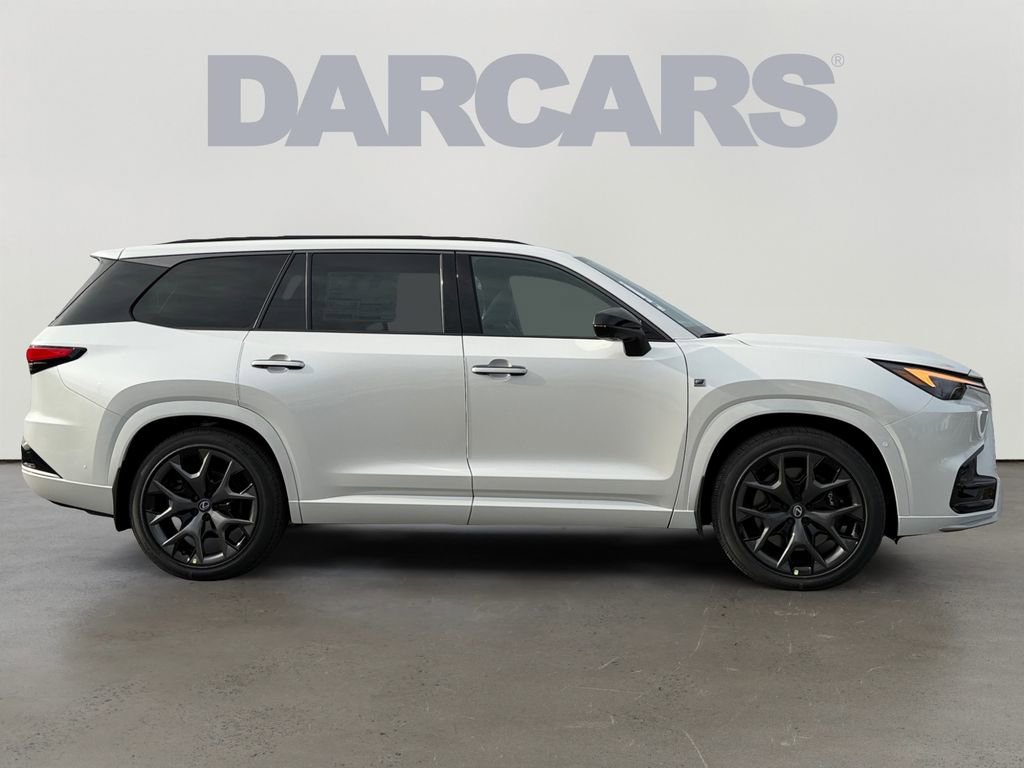 New 2026 Lexus TX 500h AWD image 3