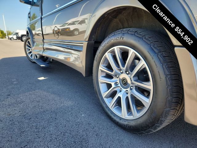 Used 2021 Chevrolet Express 2500 image 15