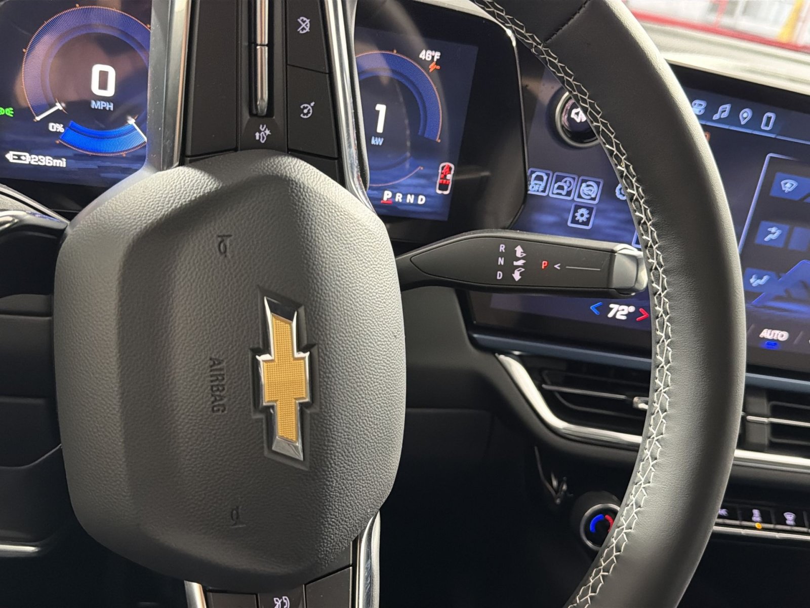 New 2026 Chevrolet Equinox EV LT AWD/4WD image 22