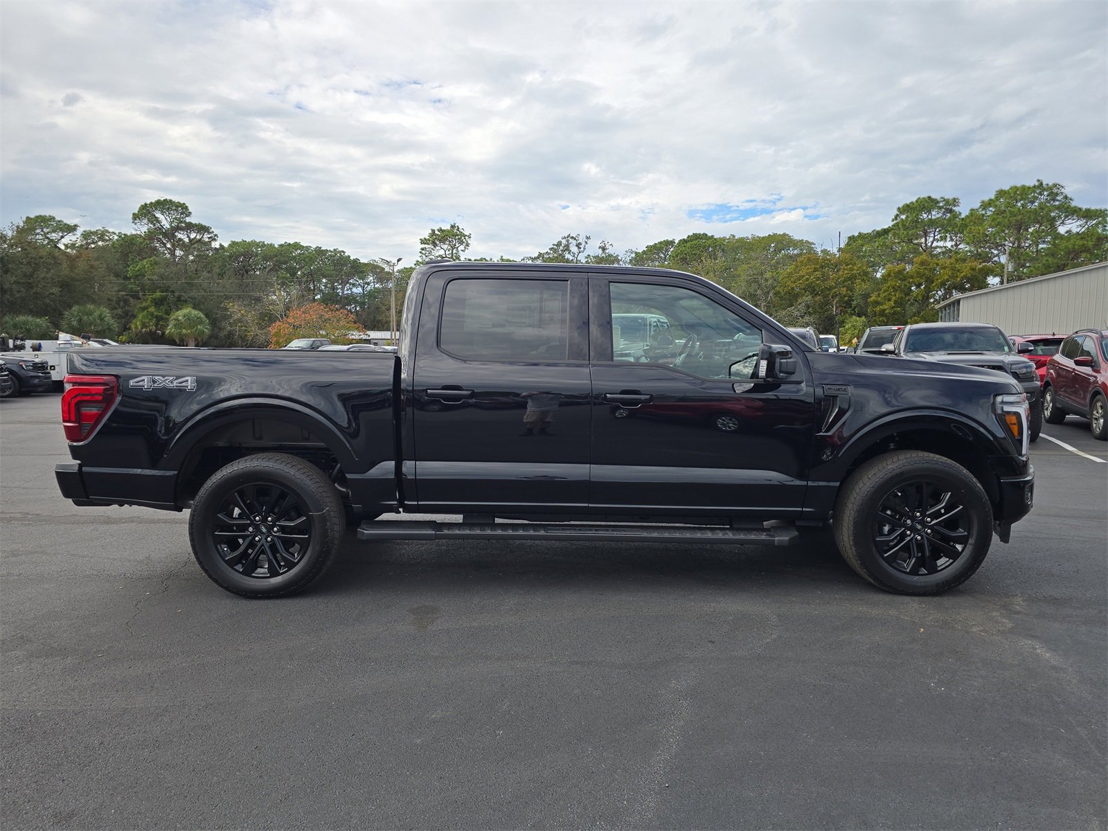 New 2025 Ford F150 Lariat w/ Equipment Group 502A High image 3