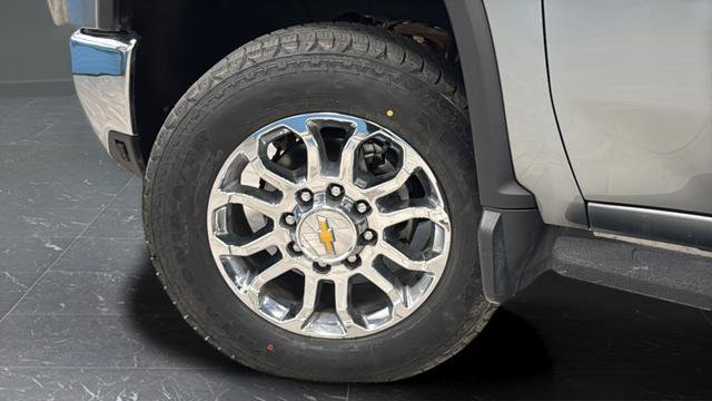Used 2024 Chevrolet Silverado 2500 LTZ w/ LTZ Plus Package AWD/4WD image 29