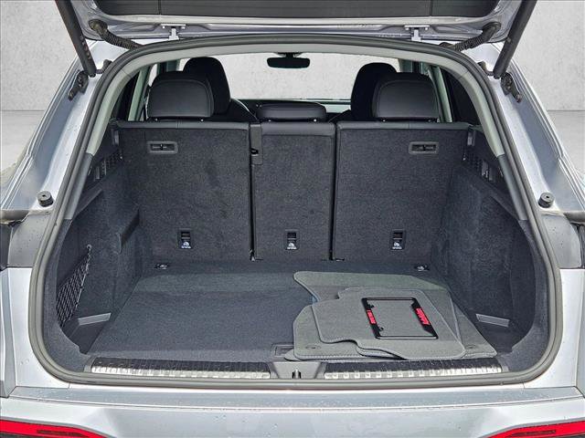 Certified 2025 Audi Q5 Prestige AWD/4WD image 6