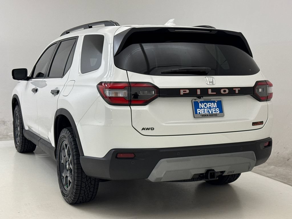 New 2026 Honda Pilot TrailSport image 7