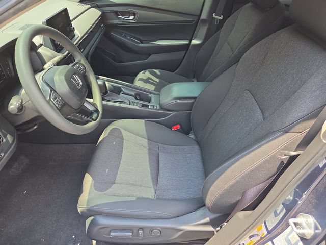 Used 2024 Honda Accord EX image 11