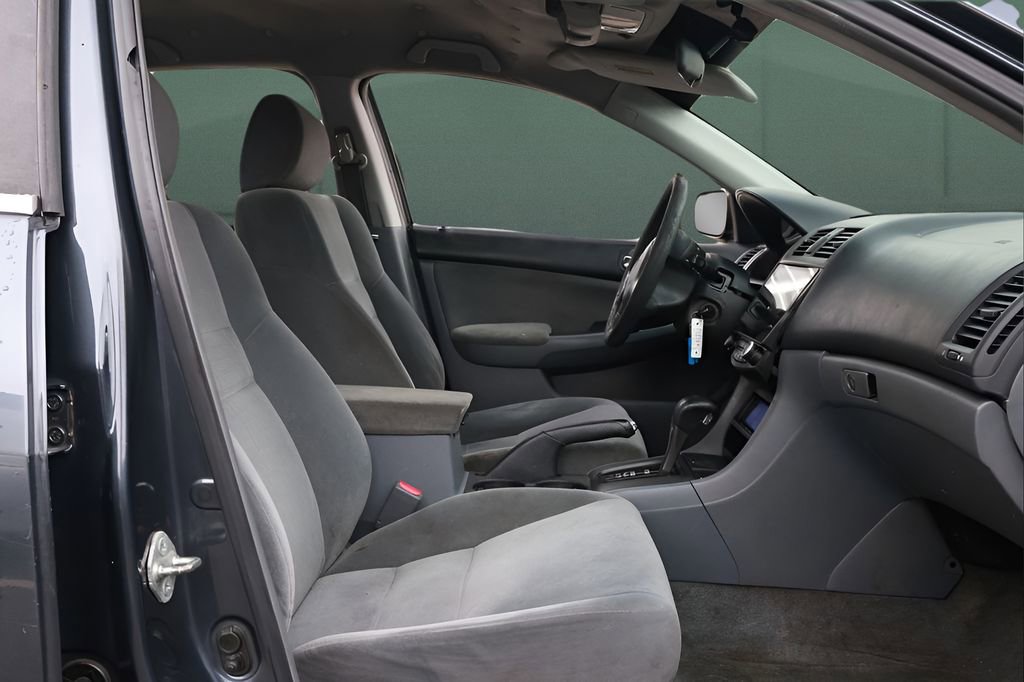 Used 2007 Honda Accord LX image 14