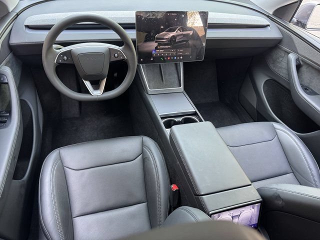 Used 2026 Tesla Model Y Long Range AWD/4WD image 28