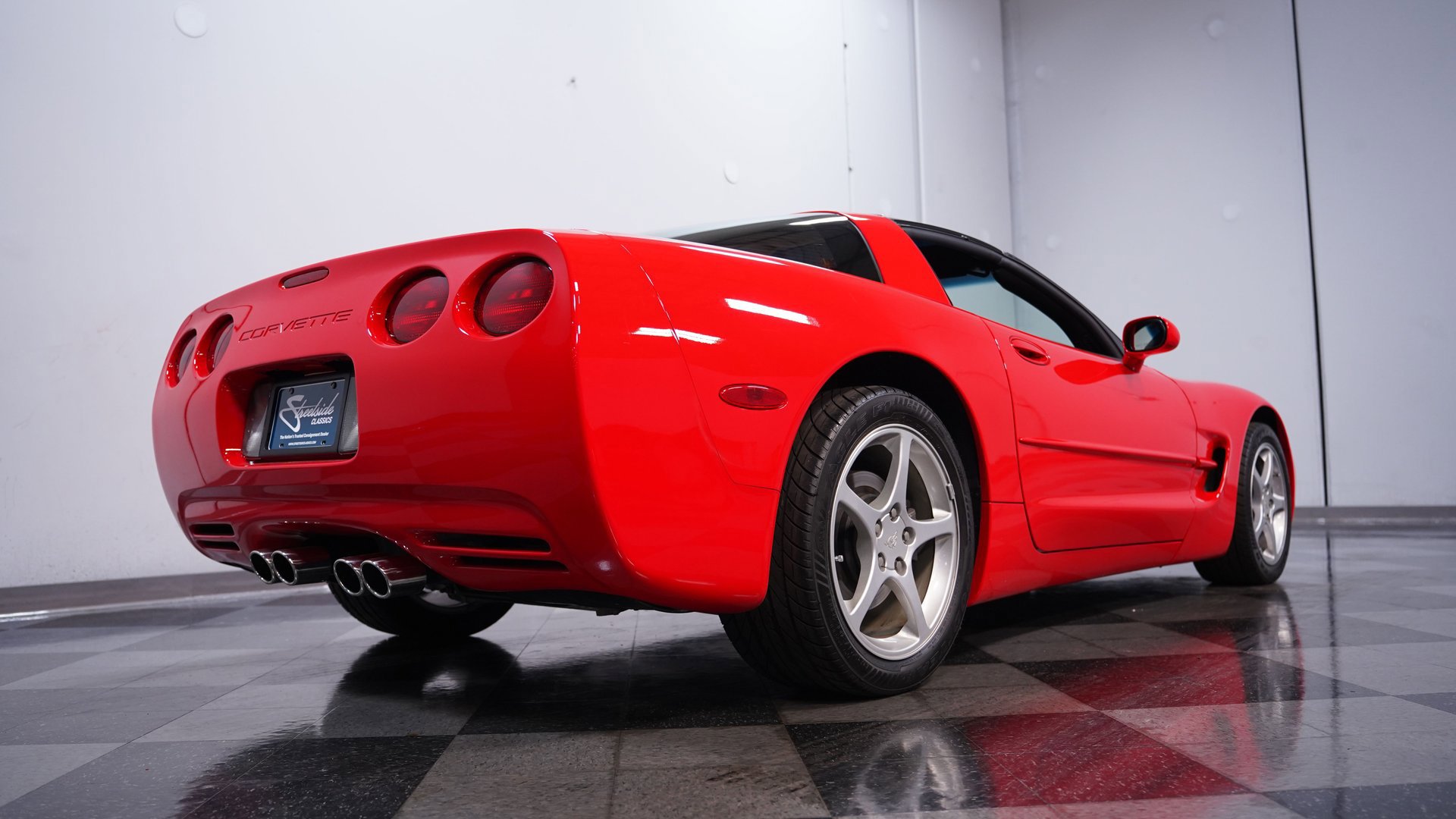 Used 2000 Chevrolet Corvette Coupe w/ Memory Pkg image 24