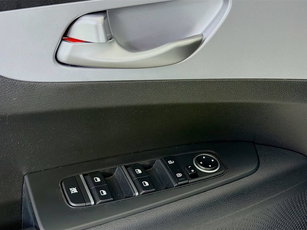 Used 2024 Kia Forte LXS FWD image 20