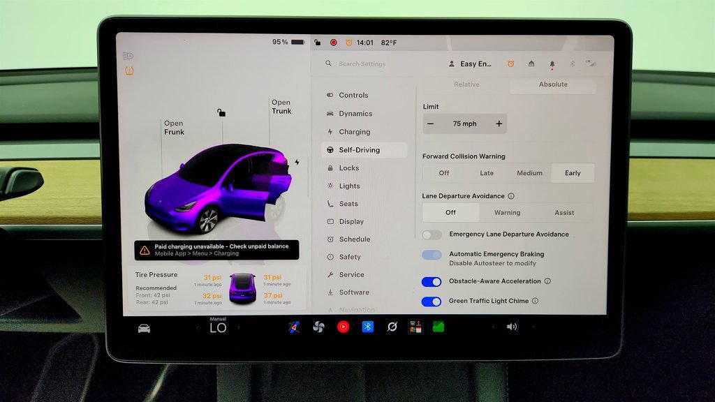 Used 2023 Tesla Model Y AWD image 19