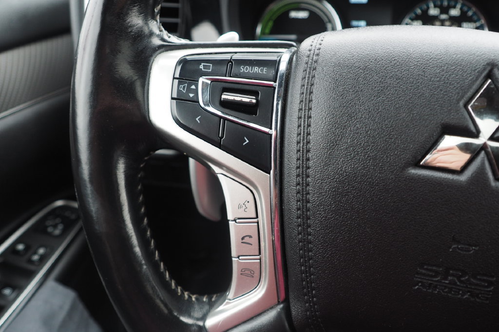 Used 2020 Mitsubishi Outlander GT AWD/4WD image 26