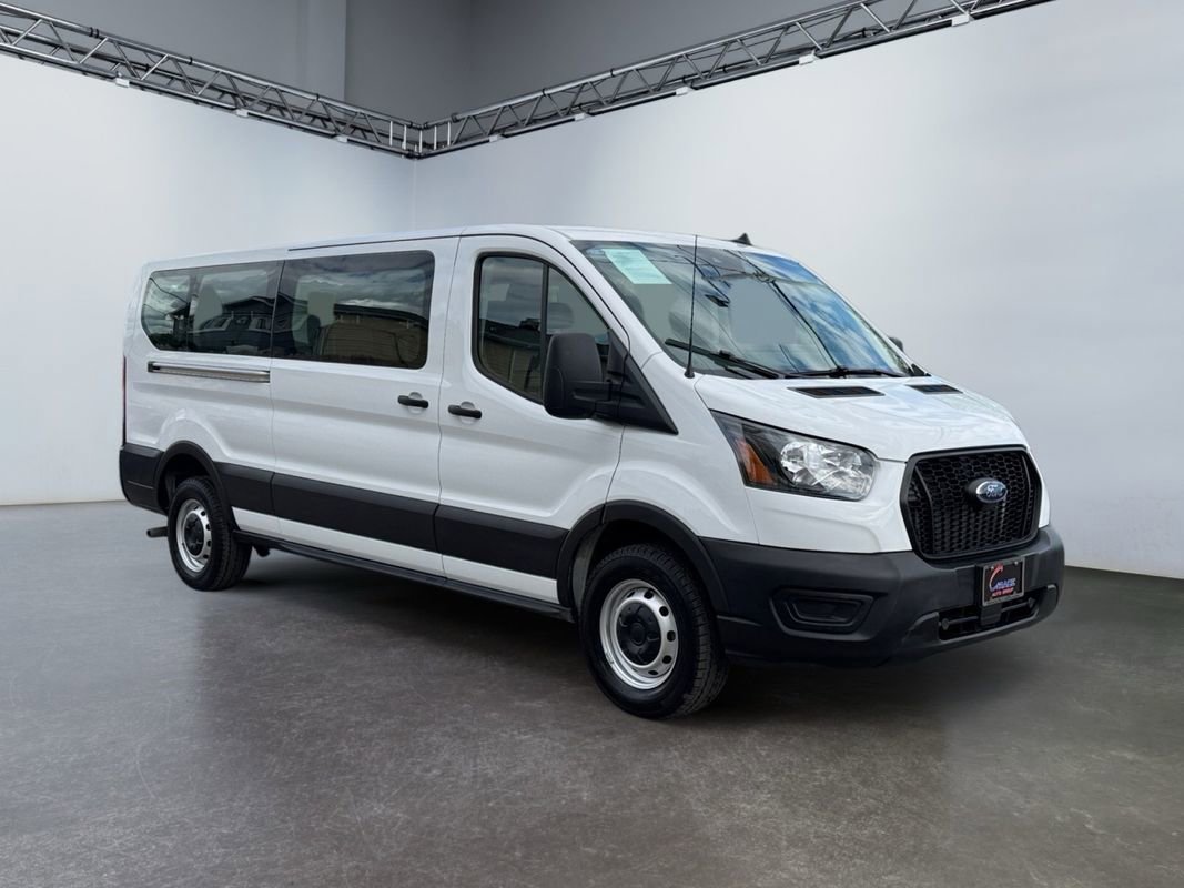 Used 2025 Ford Transit 350 XL RWD image 3