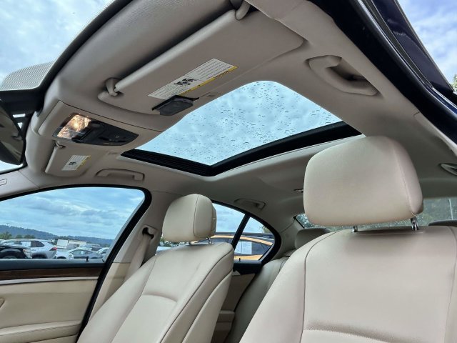 Used 2013 BMW 528i xDrive Sedan AWD/4WD image 22