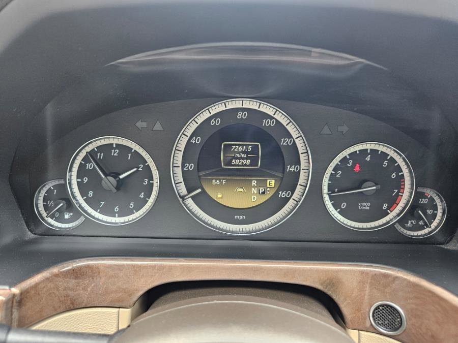 Used 2012 Mercedes-Benz E 350 4MATIC Wagon image 5