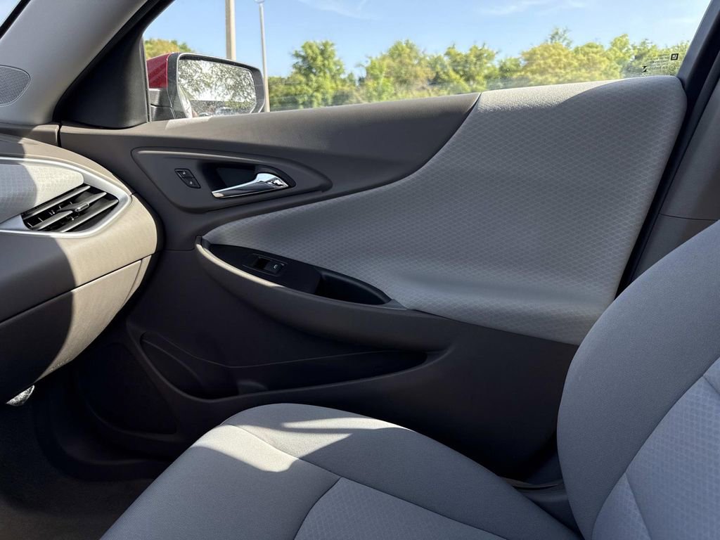 Used 2023 Chevrolet Malibu LT image 21