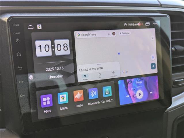 Used 2021 RAM 1500 Classic SLT image 13