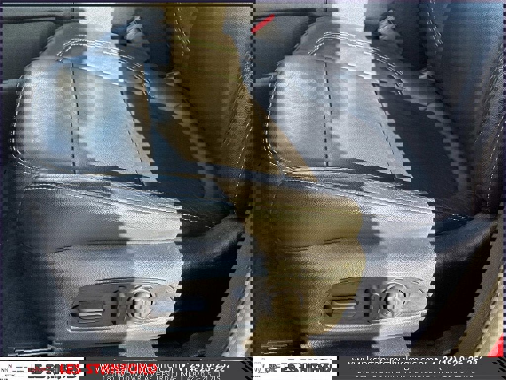 Used 2020 Chevrolet Traverse RS w/ LPO, Floor Liner Package image 20