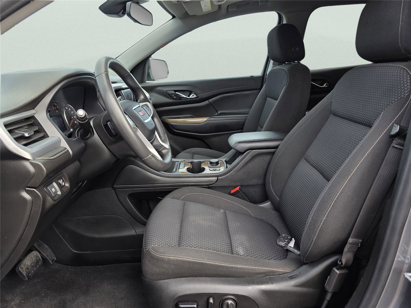 Used 2021 GMC Acadia SLE w/ Driver Convenience Package image 20