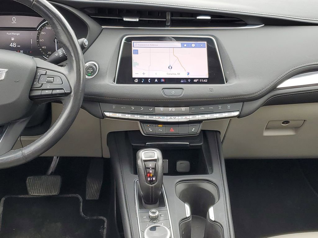 Used 2019 Cadillac XT4 Luxury w/ Cold Weather Package AWD/4WD image 25