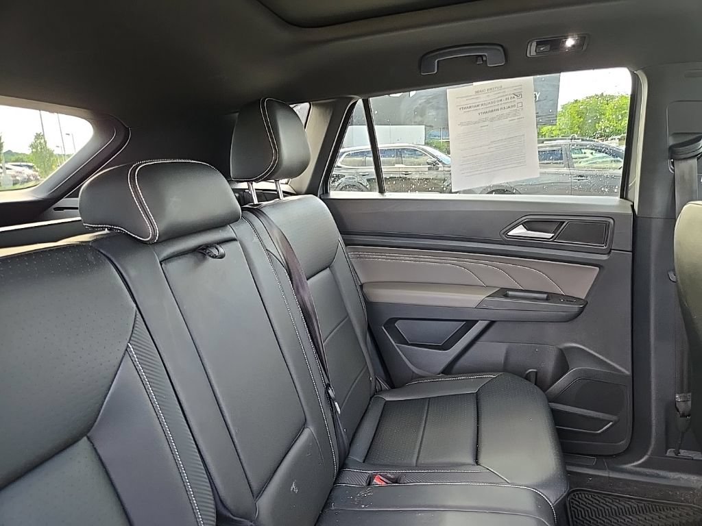 Used 2023 Volkswagen Atlas Cross Sport SE w/ Panoramic Sunroof Package AWD/4WD image 34