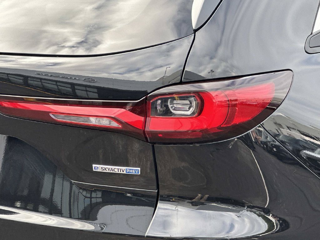 Used 2024 MAZDA CX-90 Plug-In Hybrid w/ Premium Pkg AWD/4WD image 10