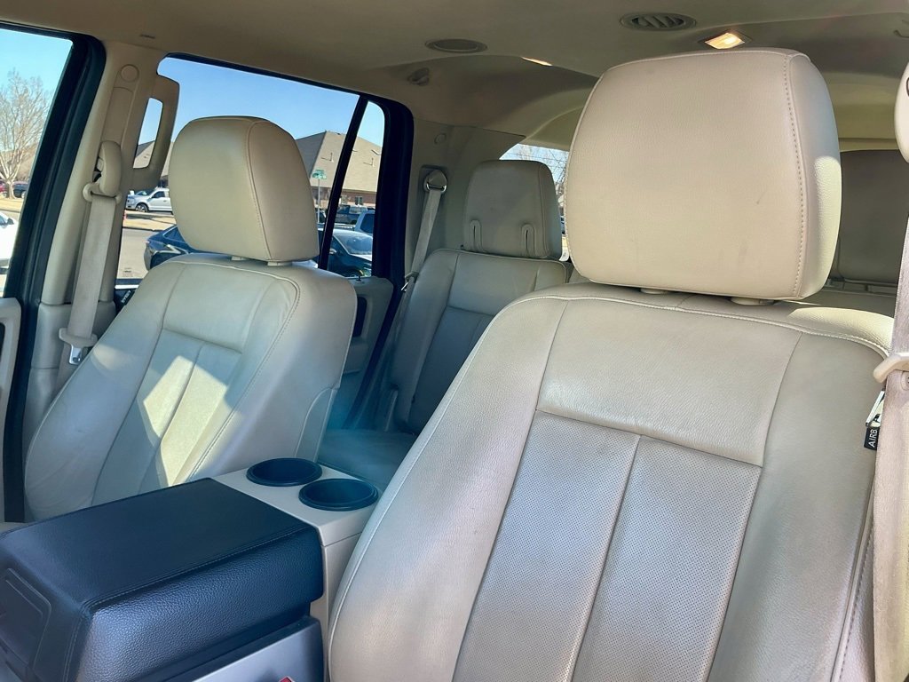 Used 2015 Ford Expedition XLT w/ Equipment Group 202A image 38