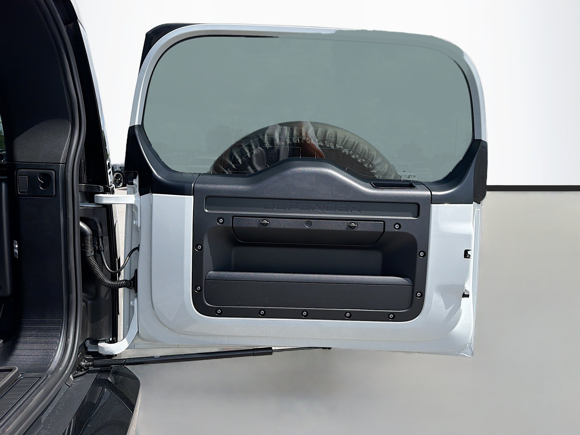 New 2026 Land Rover Defender 110 S AWD/4WD image 13