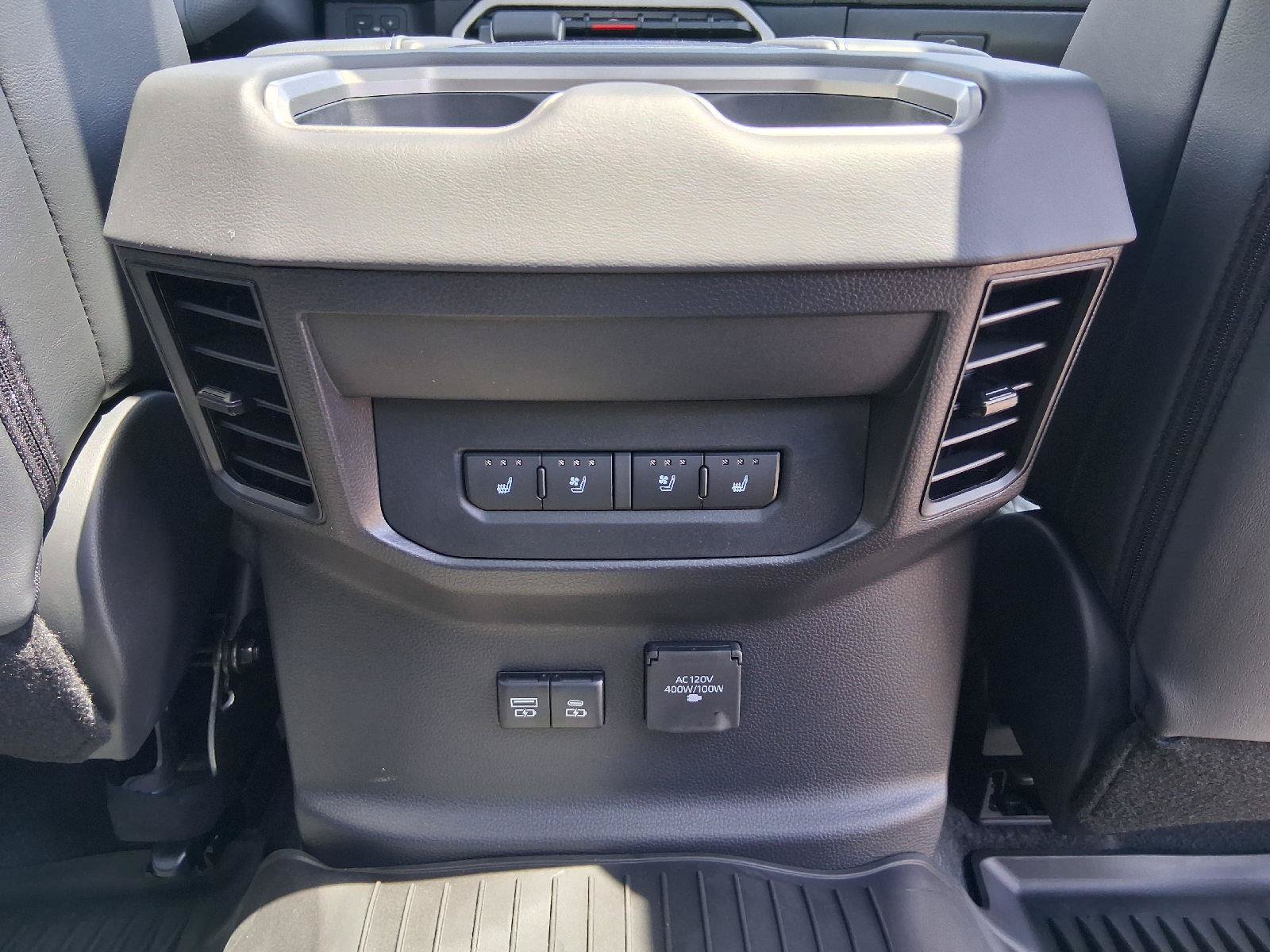 New 2026 Toyota Tundra Platinum w/ Tow Tech Package AWD/4WD image 19