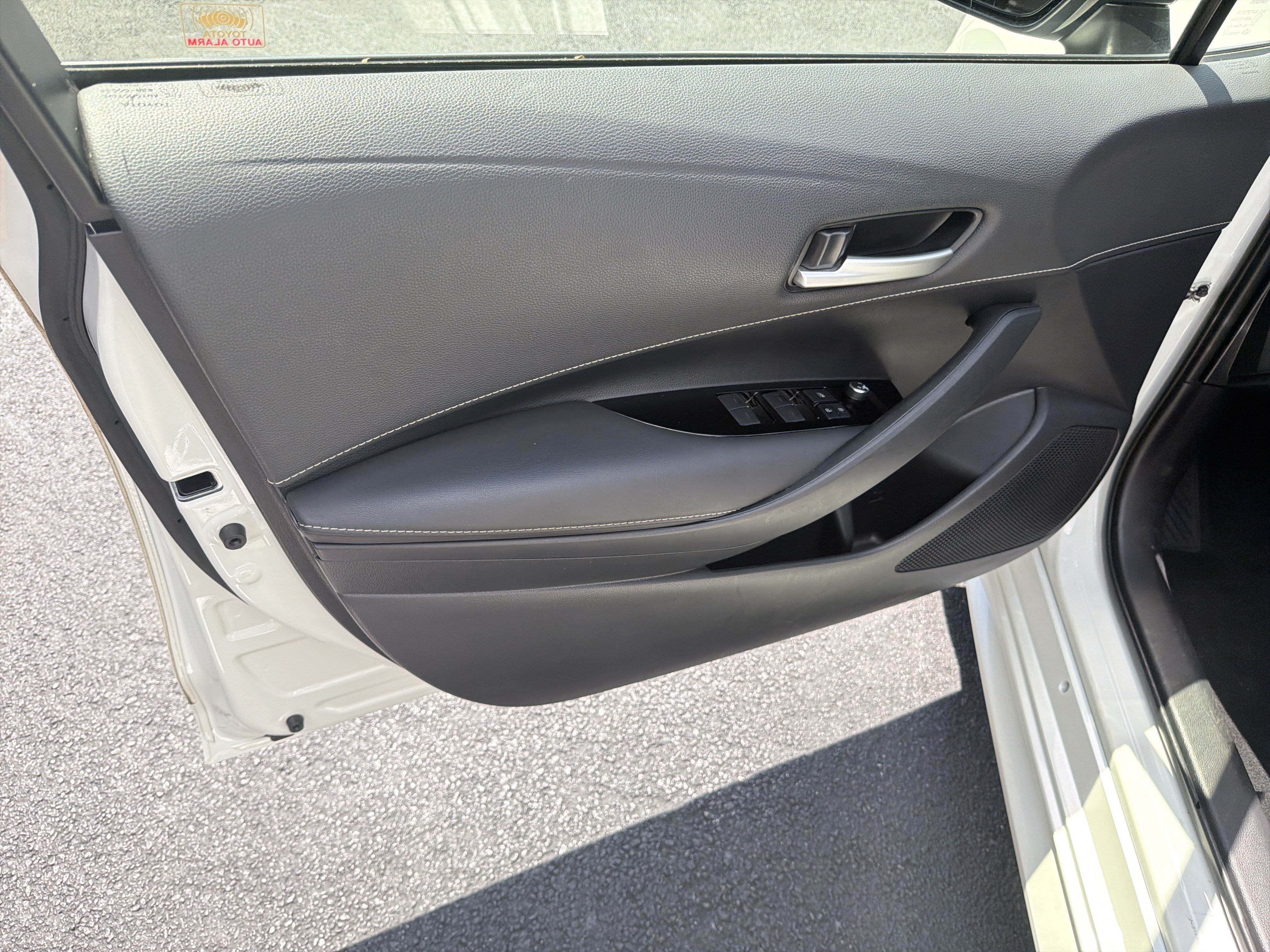 Used 2020 Toyota Corolla SE FWD image 10