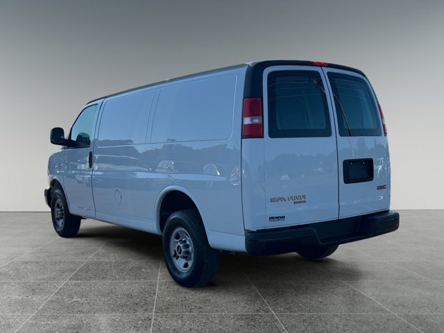 Used 2014 GMC Savana 2500 RWD image 3
