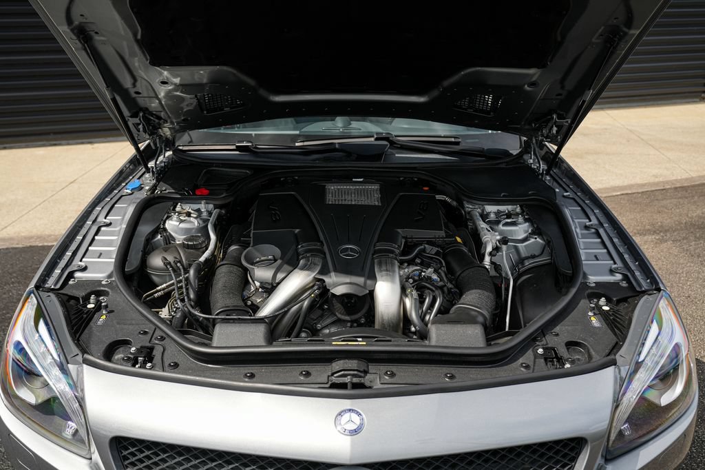 Used 2013 Mercedes-Benz SL 550 image 9