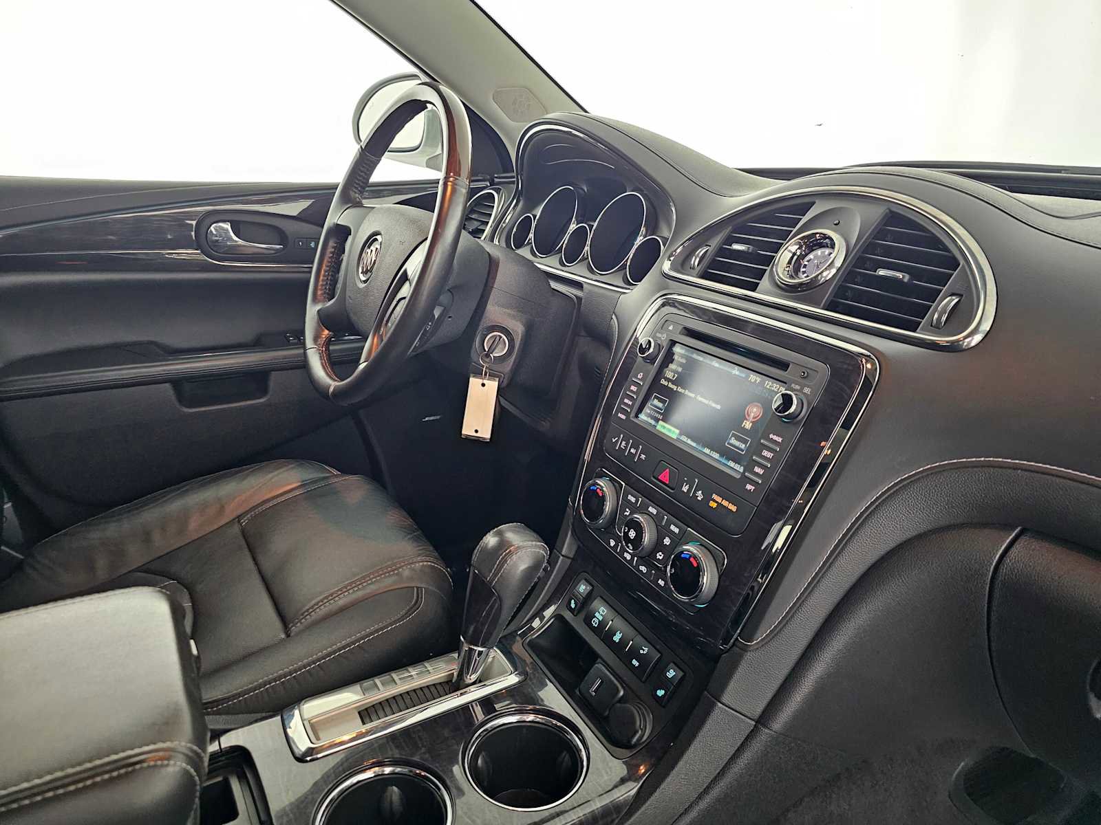 Used 2017 Buick Enclave Premium image 11