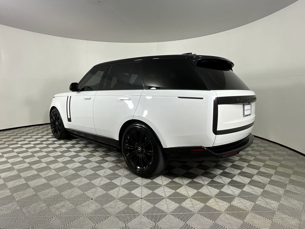 Certified 2024 Land Rover Range Rover SE AWD/4WD image 3